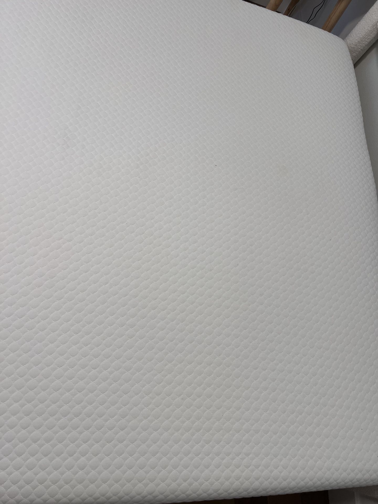 Queen Brand New Memory Foam Mattress 8 Inch