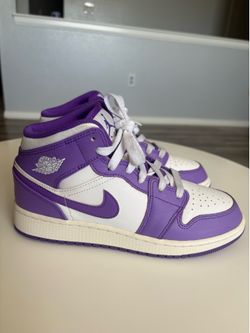 Nike Air Jordan 1 Mid Shoes
