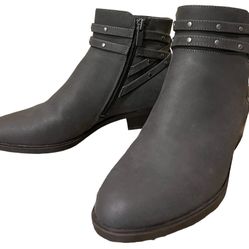 Chaps Ankle Side Zip Boots Womens Size 6.5