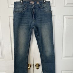 Men’s Jeans/ Slim Fit Size 34/32 
