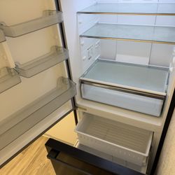 Hisense Refrigerator 