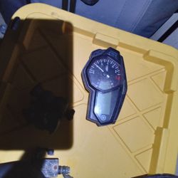 Yamaha R3 Speedometer Cluster Guage