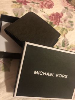 Mk kors wallet