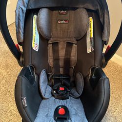 Britax B-safe 35 Infant Car Seat With Base