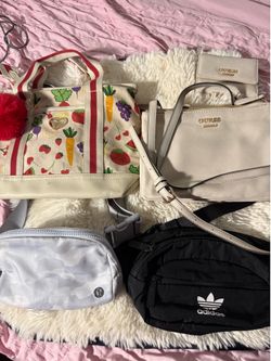 Handbags different prices