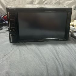 Kenwood Bluetooth Touchscreen 