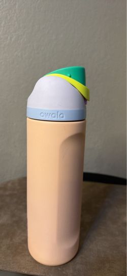 Owala FreeSip Water Bottle 24oz Pink