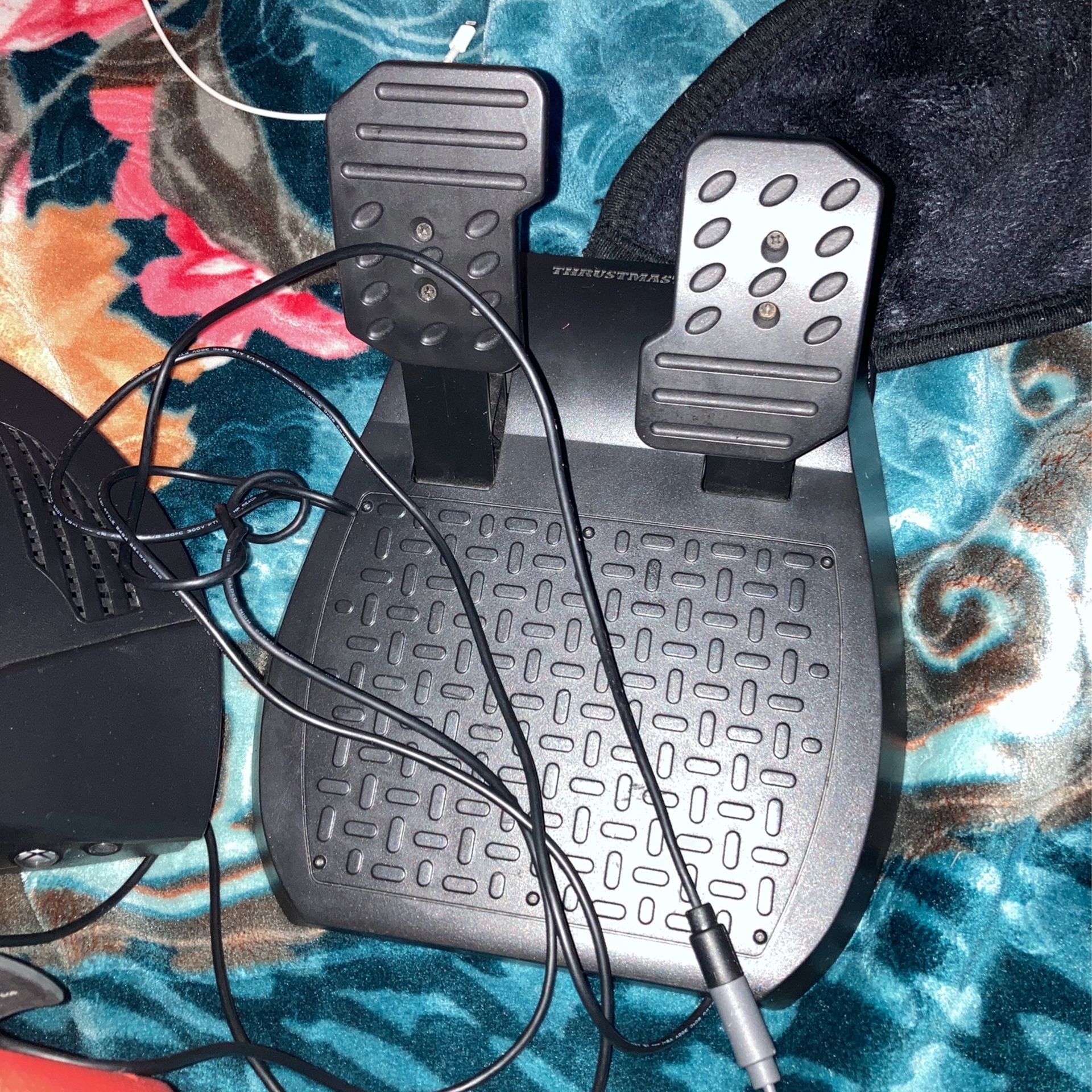 Thrustmaster