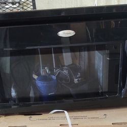 Whirlpool Big Microwave