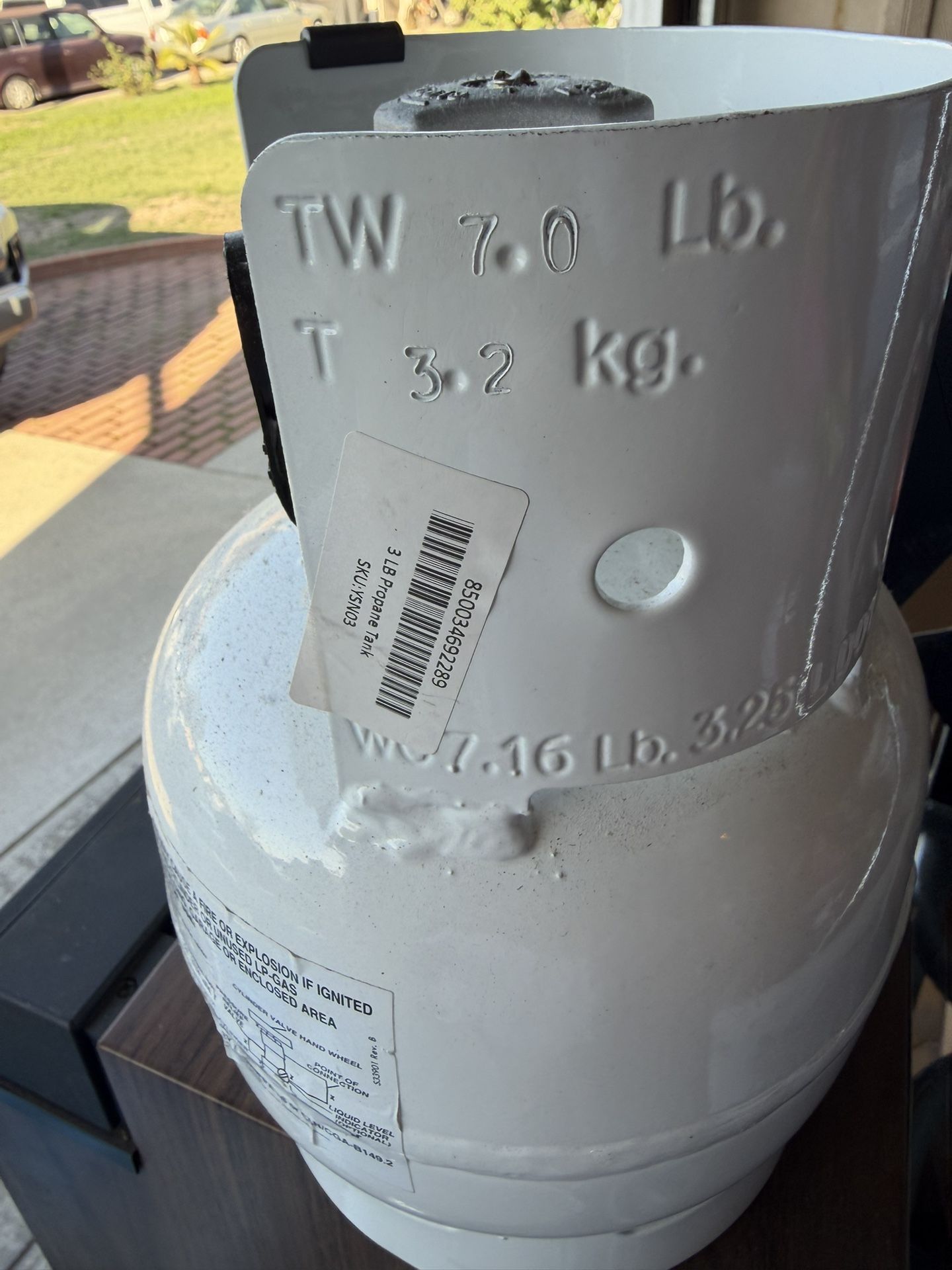 Propane Tank ( 3 Lb) New 