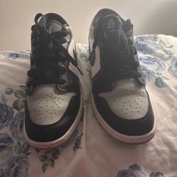Air Jordan 1 Low Shadow Toe