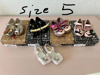 Mini Melissa size 5