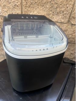 Mini Ice Maker