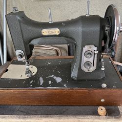 vintage White Rotary sewing machine