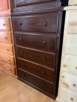 Five drawers jumbo dresser