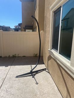 Metal piece for swinging chair