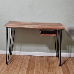 Mid-Century Modern Hairpin Desk – Solid Wood Style