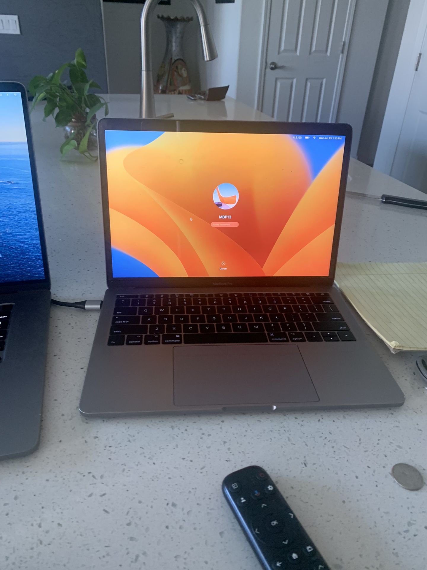 2020 MacBook Pro 8gb 500 Ssd Sequioa