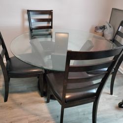 Round Glass Dining Table 