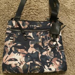 Real Tumi Satchel Bag With Company Lifetime Warranty 