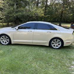 2016 Lincoln MKZ