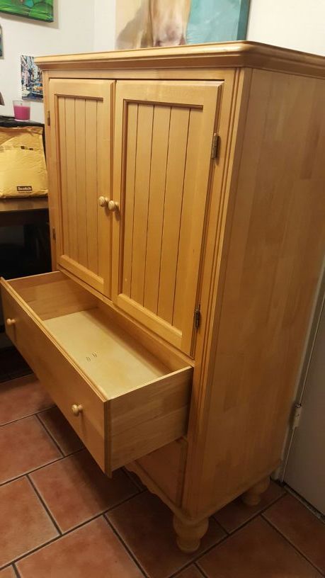 Dresser