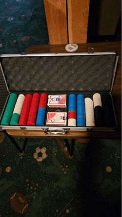 Travel poker tables with chip set
