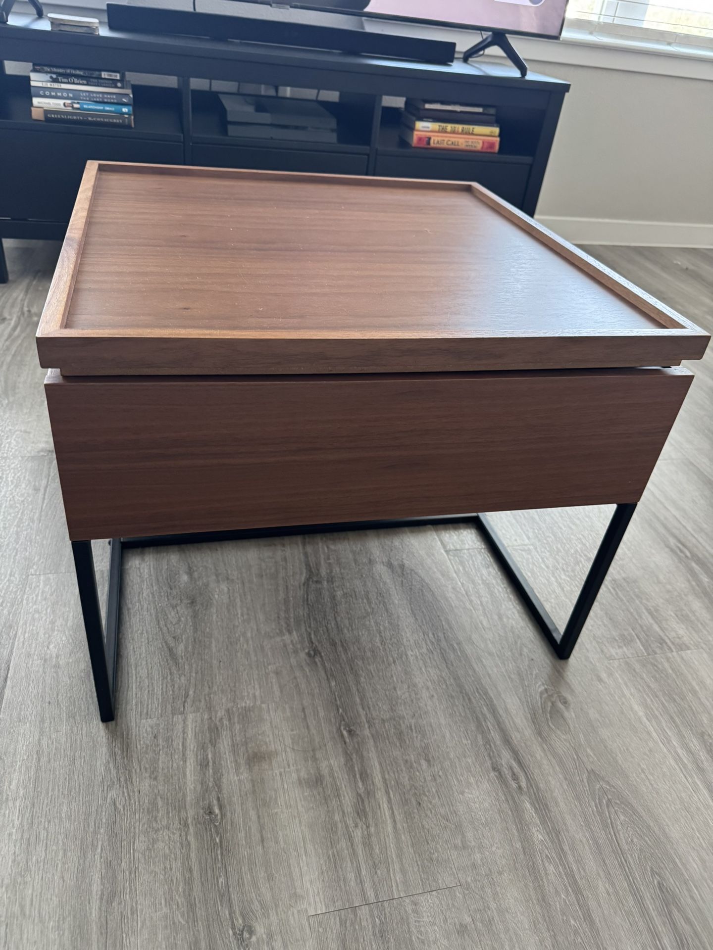 Safavieh Kristie Lift-top Coffee Table