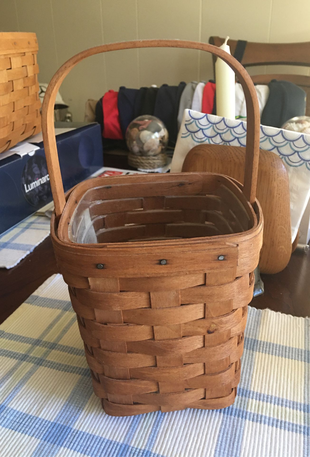 LONGABERGER MEDIUM PEG BASKET 6” x 5” with handle