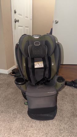 Evenflo revolve 360 extend