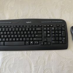 Logitech Wireless Mouse Combo