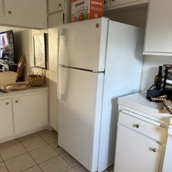 FREE - GE Fridge 