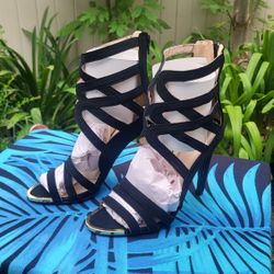 Black Strapy Suede Heel