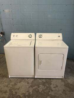 Matching Whirlpool Washer Dryer