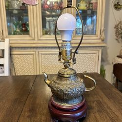 Brass Metallic, Oriental Chinese Teapot Lamp. Heavy 