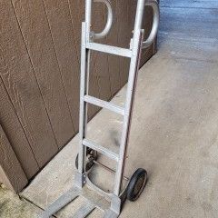 Sunday Stage Equipment Mover