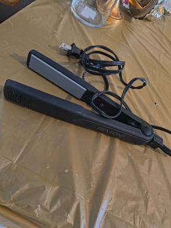 Revlon Essential Straight 1" Flat Iron