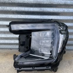 2021-2023 Gmc Yukon Denali Headlight Oem