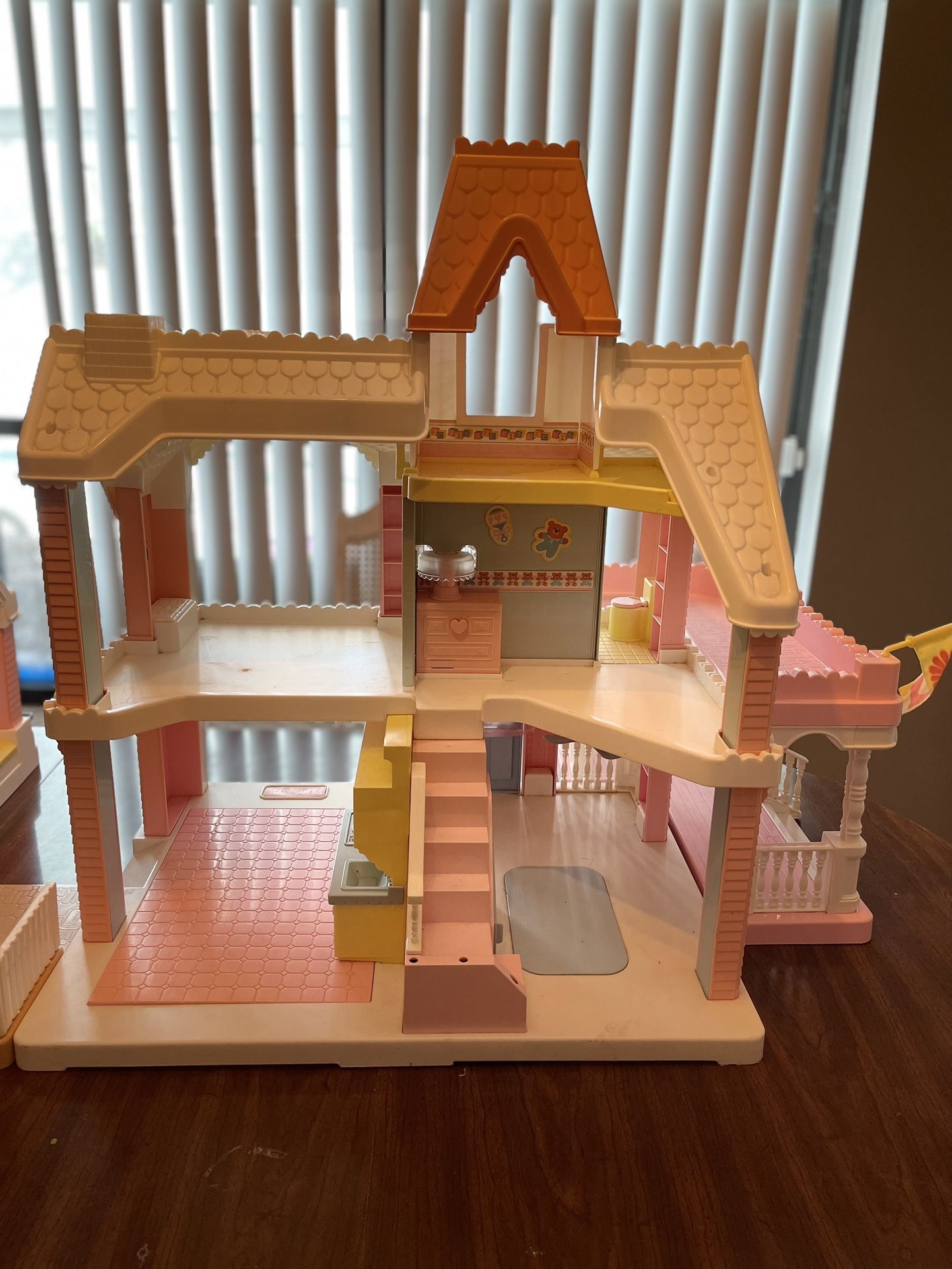 Playskool Victorian Doll House Plus Accessories