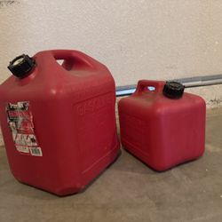 Gas cans 