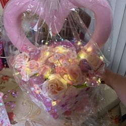 💝💝💝Mother’s Day Basket 💝💝💝 Eternal Bouquet Basket With Lights!