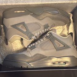 Jordan 4 