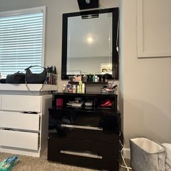 Dresser, Make Up Station And Mirror