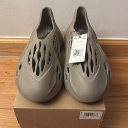 Adidas Yeezy Foam Runner Stone Sage - Size 11