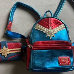 Loungefly  Captain America, Mini Backpack And Wallet