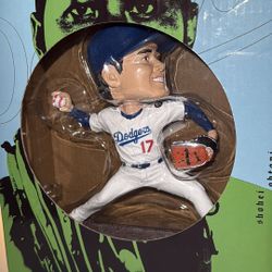 Ohtani Pitching Bobble Head