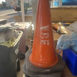 6 Safety Cones