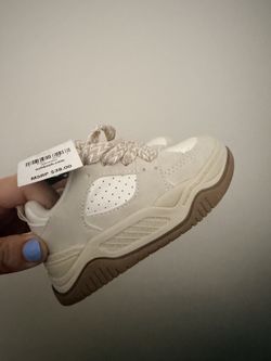 Size 4 toddler shoes