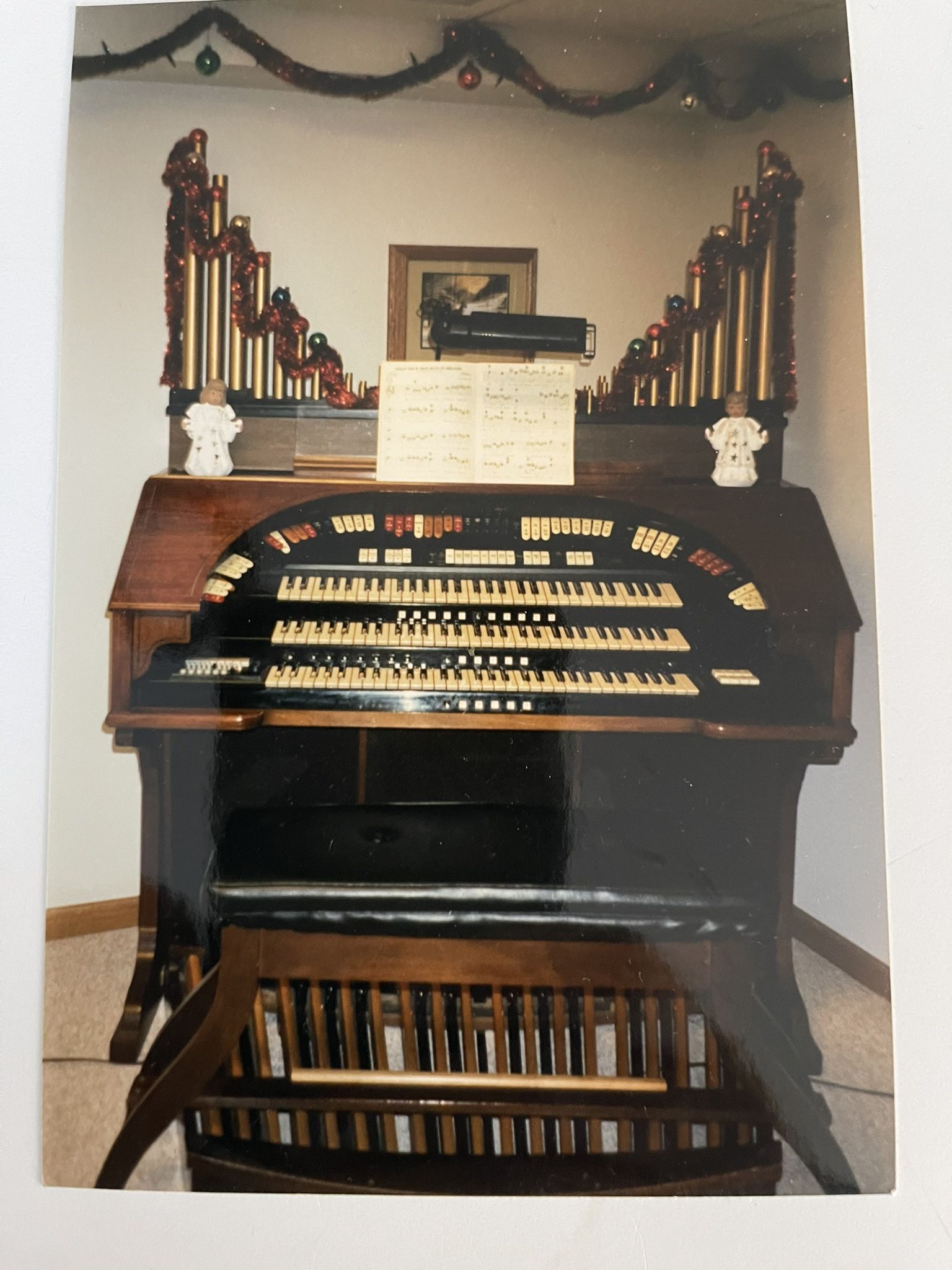Conn Martinique Organ
