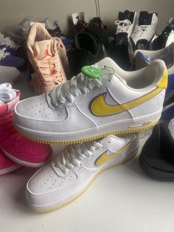 Nike Air Force 1 Low Retro QS Kobe Bryant Lakers size 11,12